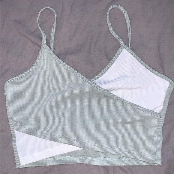 SHEIN TOP - Picture 1 of 1